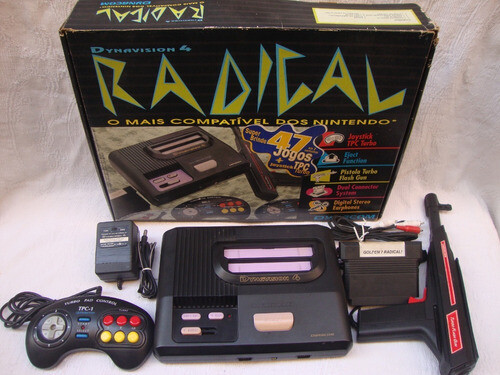 foto do conteúdo da caixa do Dynavision 4