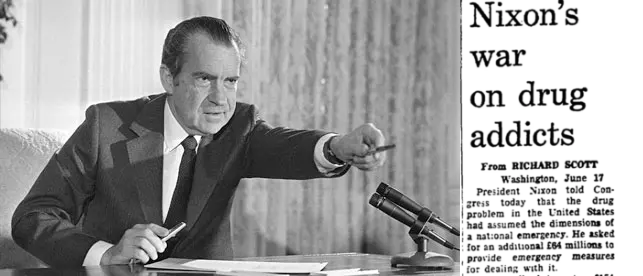 Nixon e manchete de jornal chamando de “guerra aos adictos em drogas“