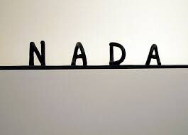 A palavra NADA, em destaque