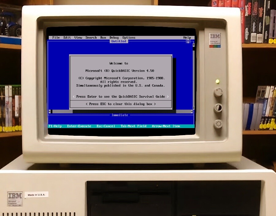 Tela do QuickBasic em um monitor de IBM PC