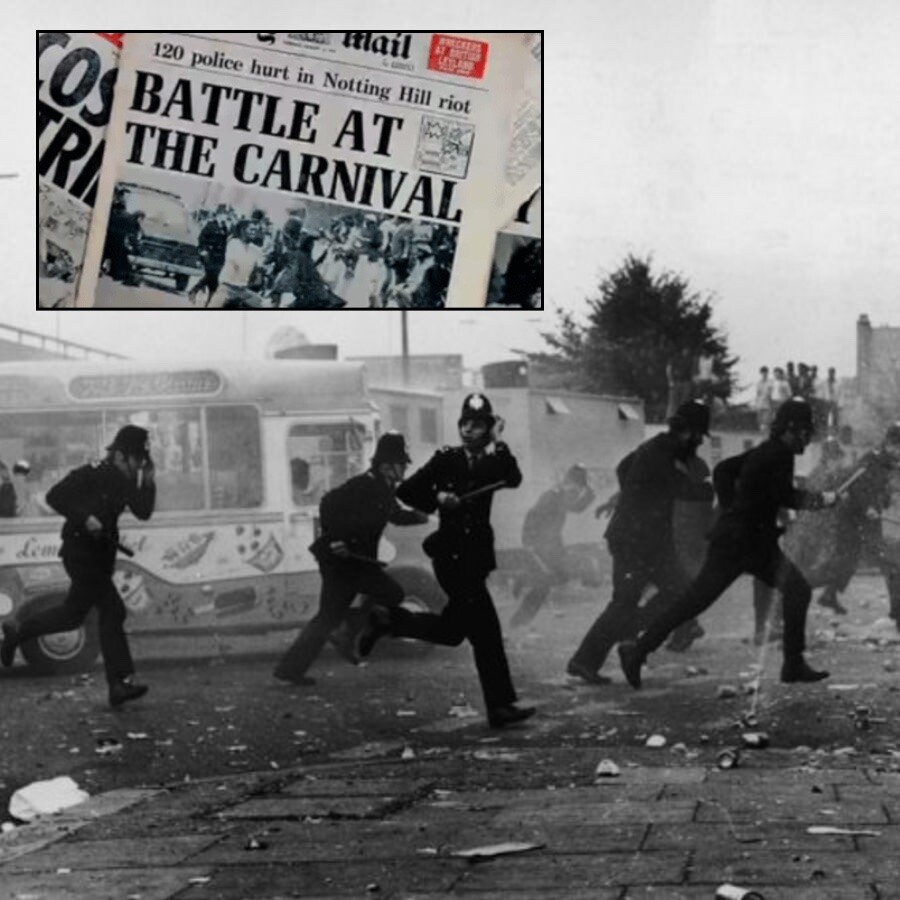 Policiais batem em retirada. No destaque, capa de jornal: <br><br>120 police hurt in Notting Hill riot - battle at the carnival