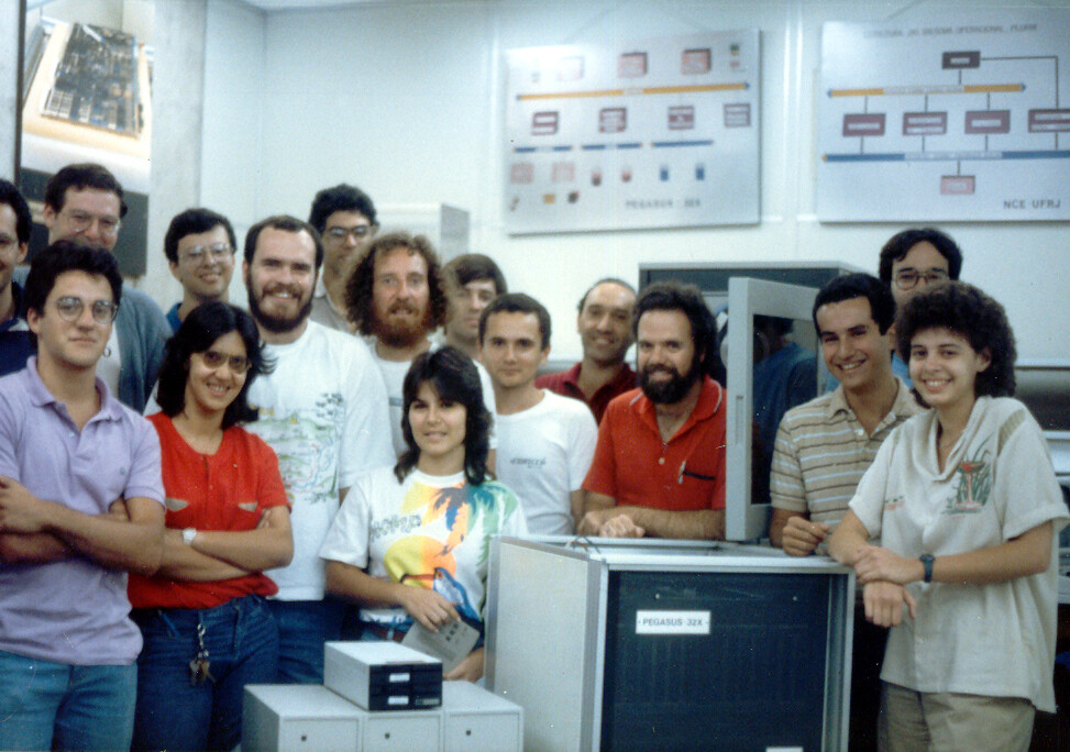 A equipe do Plurix/Pegasus, no NCE da UFRJ