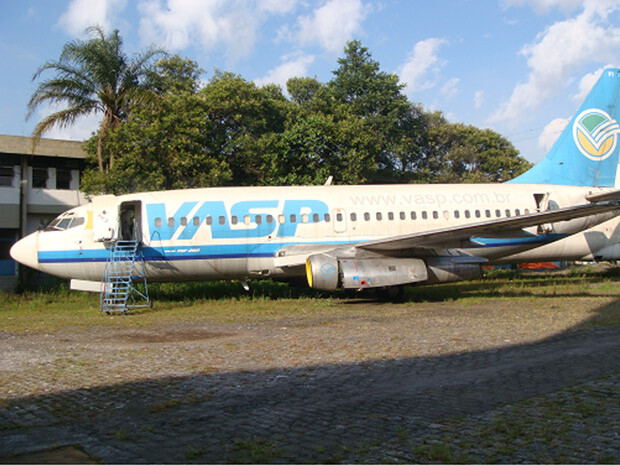 Uma aeronave abandonada da VASP