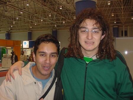 Tosatti, à direita, com o Scorpion, do site Underlinux