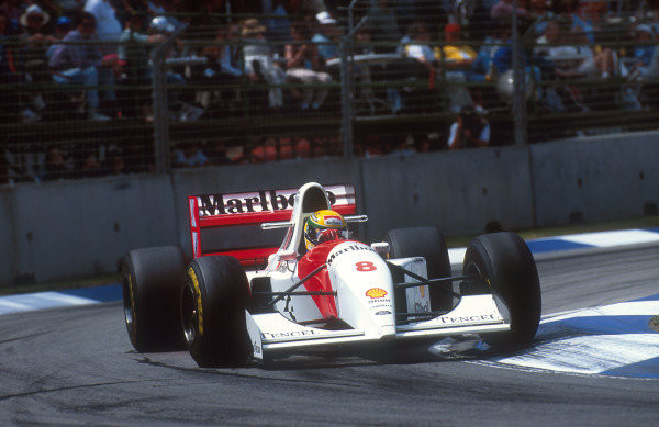Ayrton Senna na pista de Adelaide em 1993