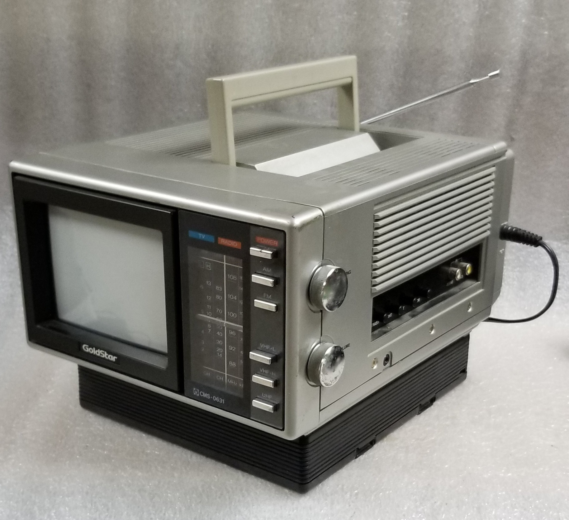 Uma TV portátil da Goldstar