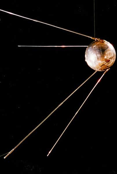 Foto de uma réplica do Sputnik I exposta em um museu