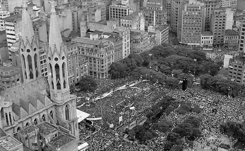 O comício das Diretas Já na Praça da Sé em 1984