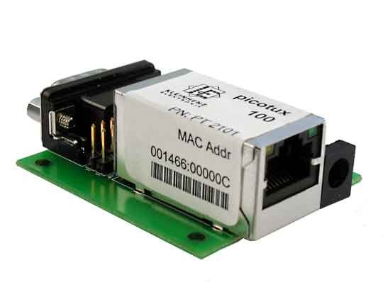 Picotux 100, integrado a um conector RJ45 e conectado a uma placa de aplicação com porta serial DB9