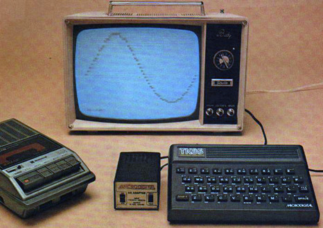 Foto publicitária de um TK 85 com gravador K7