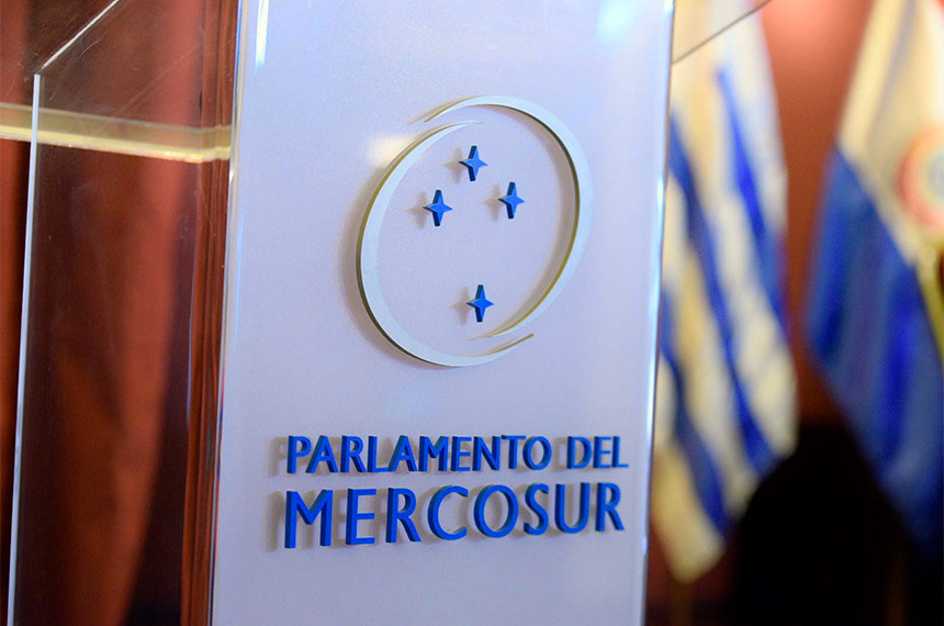 Placa de designação do Parlamento do Mercosul