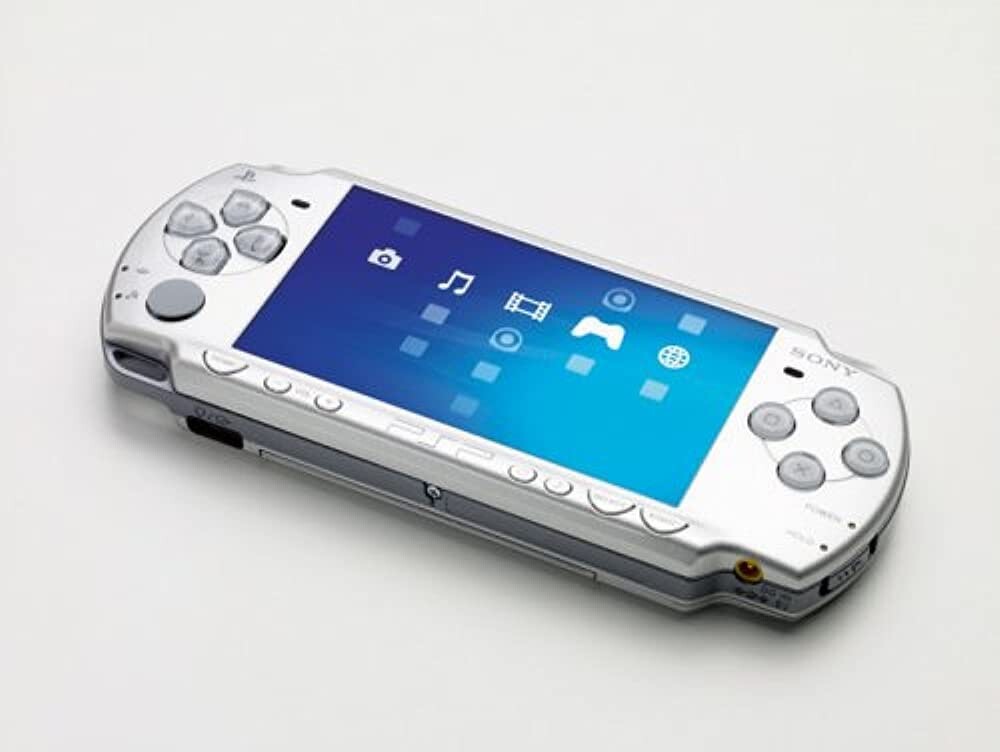 Um PSP mostrando a interface do sistema