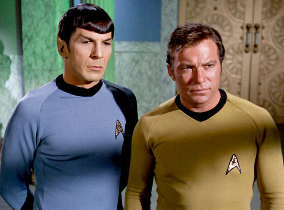 Os personagens Spock e Kirk, na série Star Trek clássica.