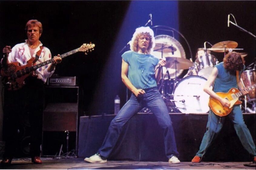 Led Zepellin no palco em sua última turnê com a formação original