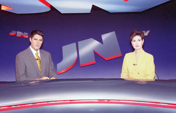 William Bonner e Fátima Bernardes em 1989, quando passaram a apresentar o Jornal Nacional, posto que dividiram até 2011