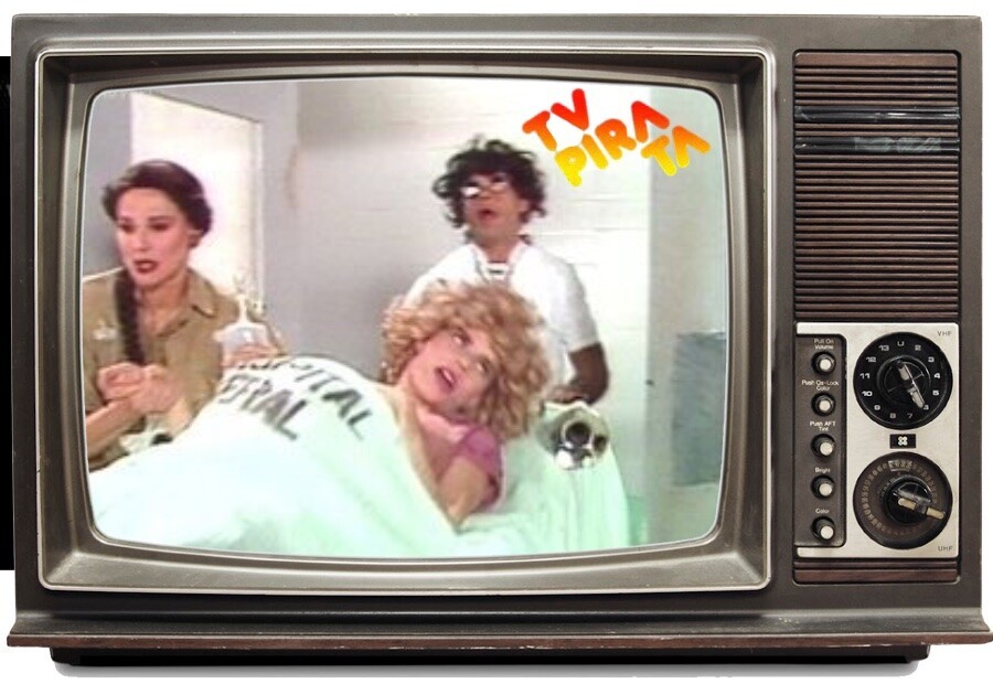 Cena da vinheta de fim de ano da TV Pirata, ambientada no cenário do Hospital Geral