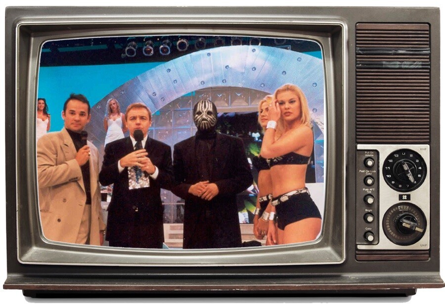 Mister M e Gugu no palco do Domingo Legal