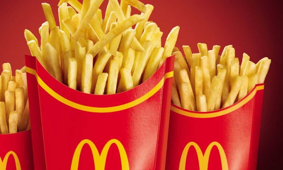Imagem publicitária de batatas fritas do McDonald's