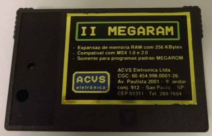 Um cartucho MegaRAM do modelo criado originalmente por Ademir Carchano, na época de sua empresa ACVS