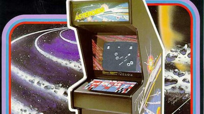 Uma máquina clássica do jogo Asteroids