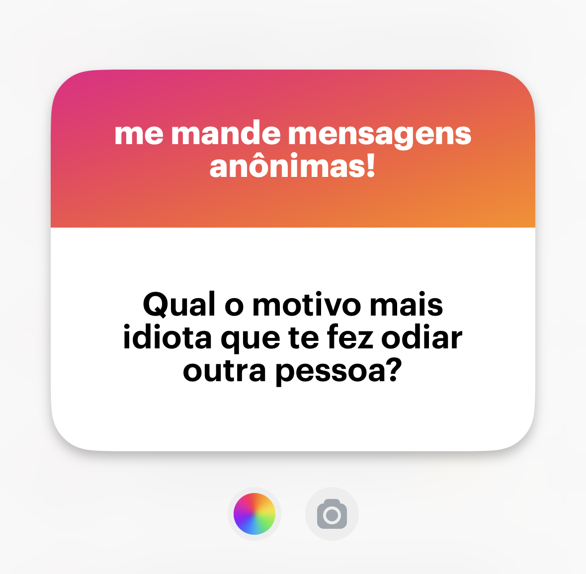 Banner do NGL com a pergunta: <br><br>Qual o motivo mais idiota que te fez odiar outra pessoa?