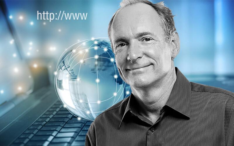 Montagem jornalística de foto de Tim Berners-Lee tendo ao fundo um mapa-múndi estilizado e um computador.